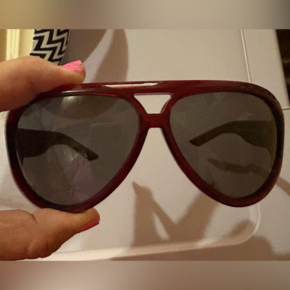 Dior Sunglasses with generic hard Case